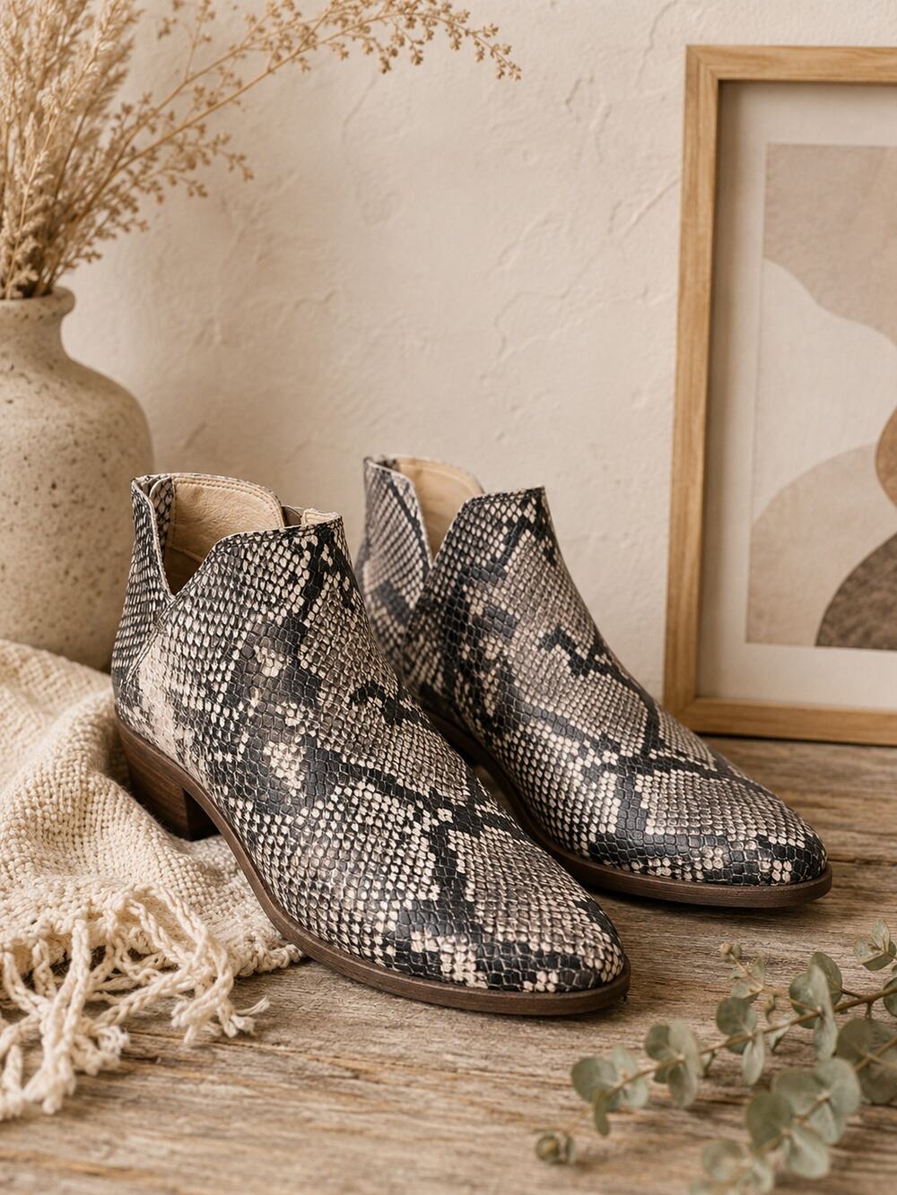 Dolce Vita Karsen Snake Print Ankle Booties Faux Leather Vegan Women's Size 6